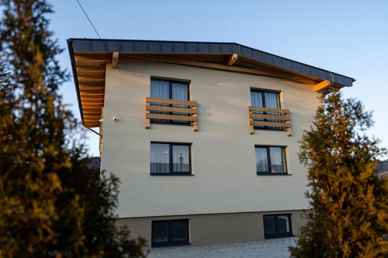 Apartmány Janka + camp Besenova Exterior foto