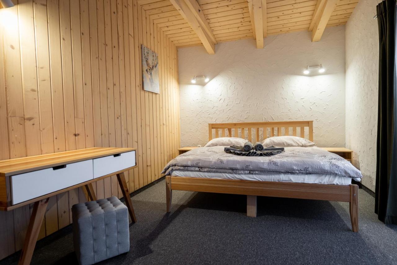 Apartmány Janka + camp Besenova Exterior foto