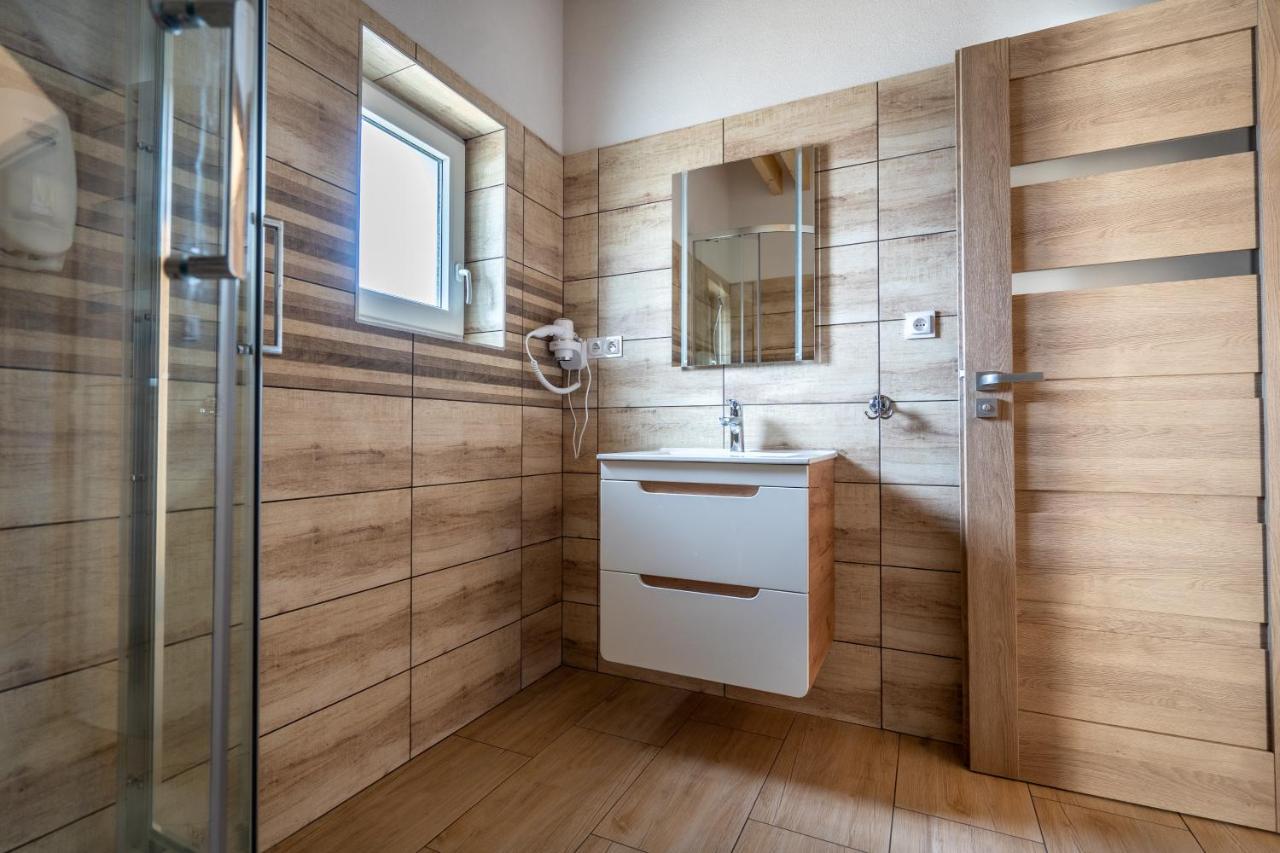 Apartmány Janka + camp Besenova Exterior foto
