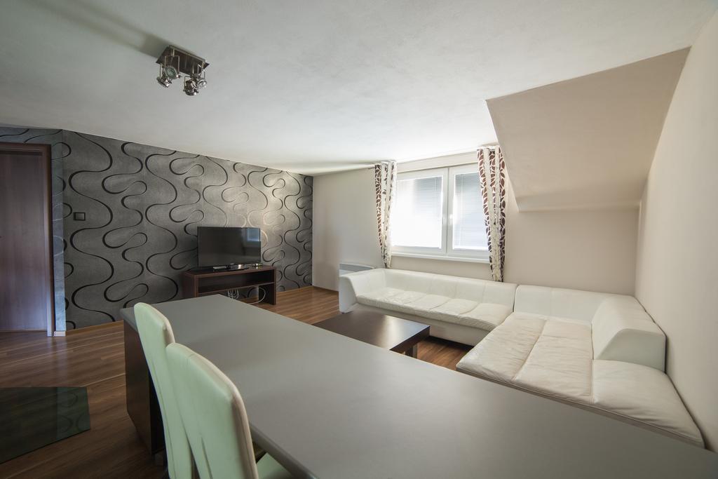 Apartmány Janka + camp Besenova Exterior foto